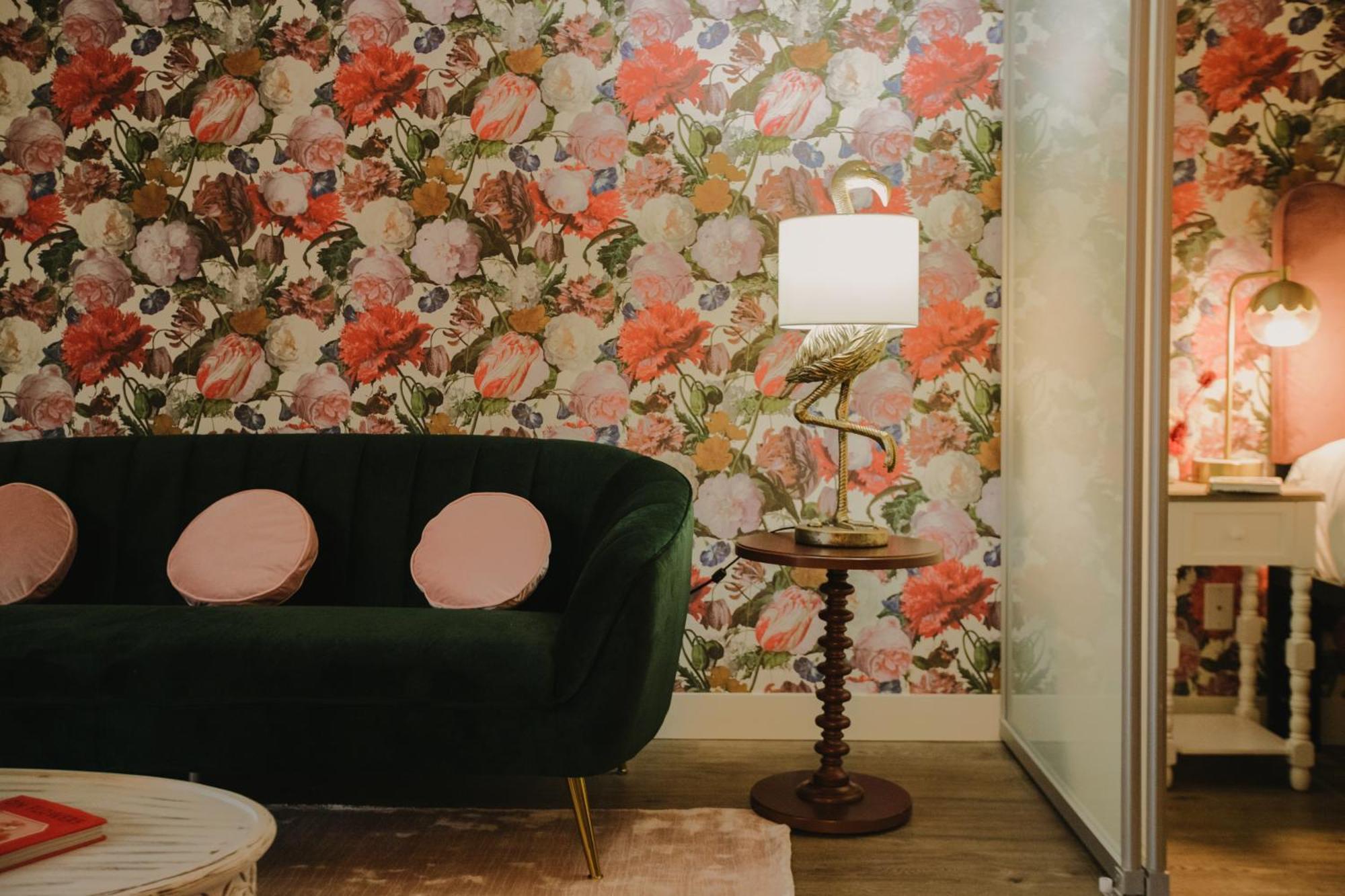 The Garden Room At Waddington Flats Victoria Bagian luar foto